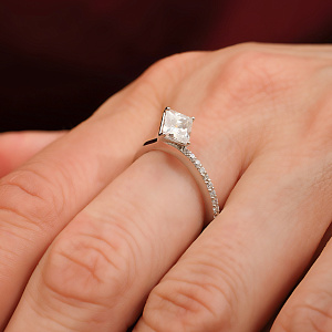 HS0823R-00 Кольцо (Au 585)